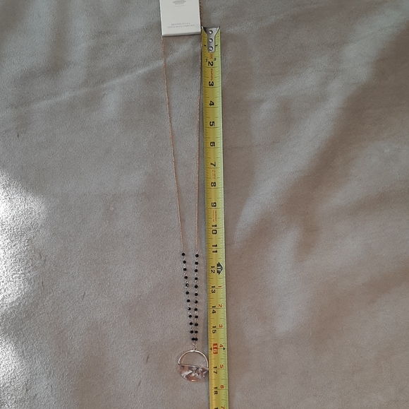 NWT! ICON Collection Necklace - Picture 10 of 10